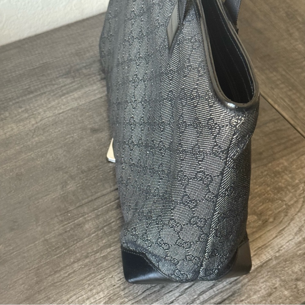 🔥AUTHENTIC GUCCI BLACK DENIM & LEATHER TOTE BAG🔥 - Picture 6 of 16